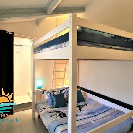 Villa La Petite Ourse-200M Plage-Clim/Wifi/Parking فيلة *